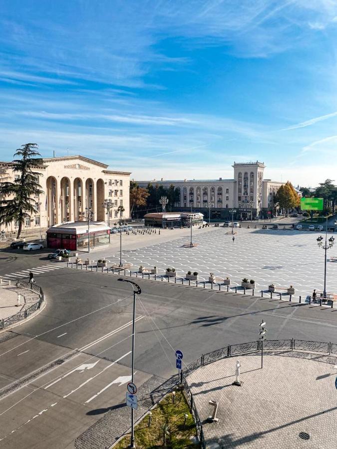 21 На Удачу Hotel Rustavi  Ngoại thất bức ảnh
